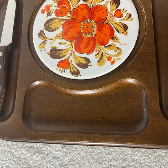 Vintage MCM Autumn Flower Tile Wooden Cheese Board Charcuterie Board W Knife - Picture 5 of 14